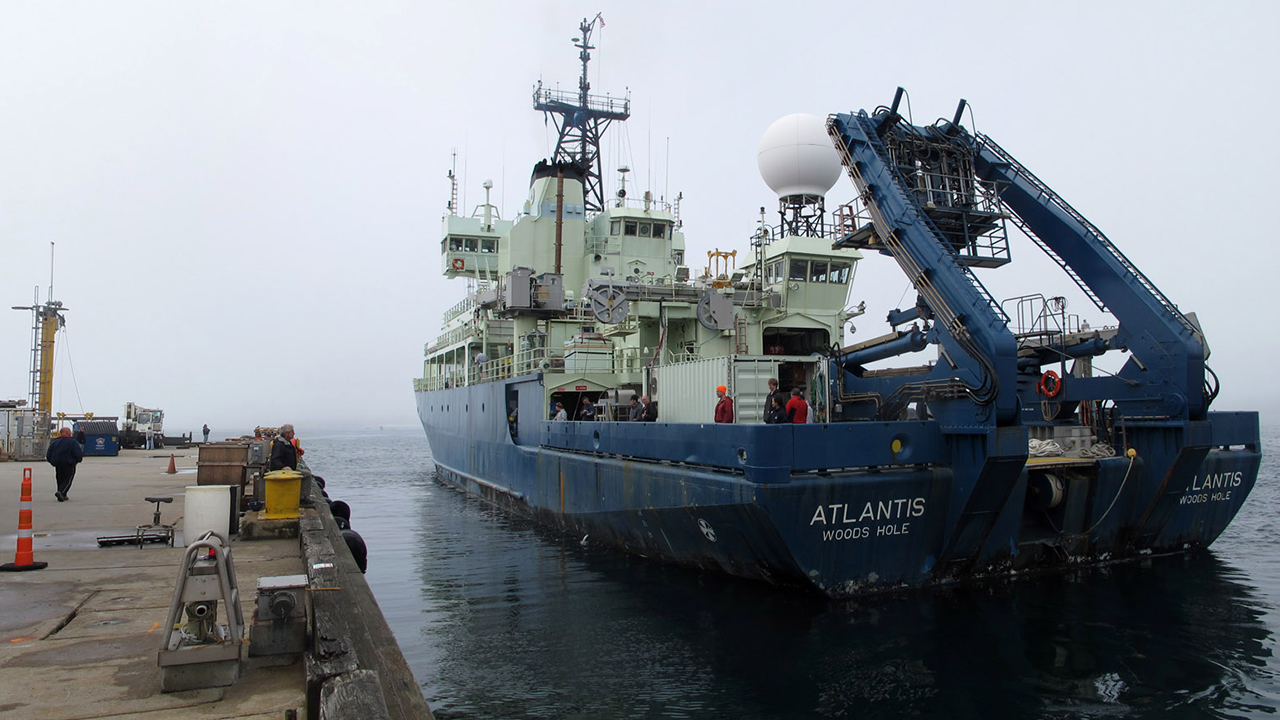 n-Atlantis-dock-pano-2